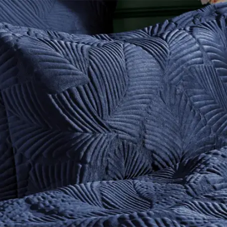 paoletti-palmeria-navy-oxford-pillowcase